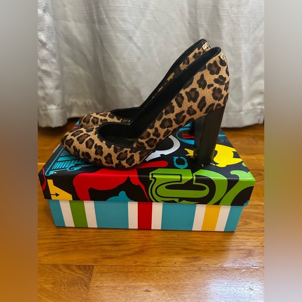 C. Wonder Melissaly Leopard Print Heels - Picture 3 of 6